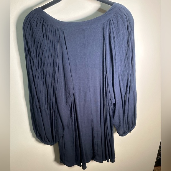 Ava & Viv Blue Bishop Sleeve Top - 2X NWT - Picture 3 of 3